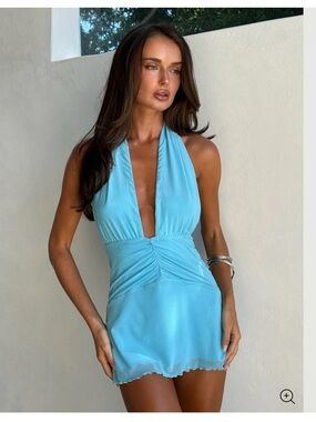 NWT tiger mist Sleeveless Plunge Halter Mini Dress in Light Blue xs